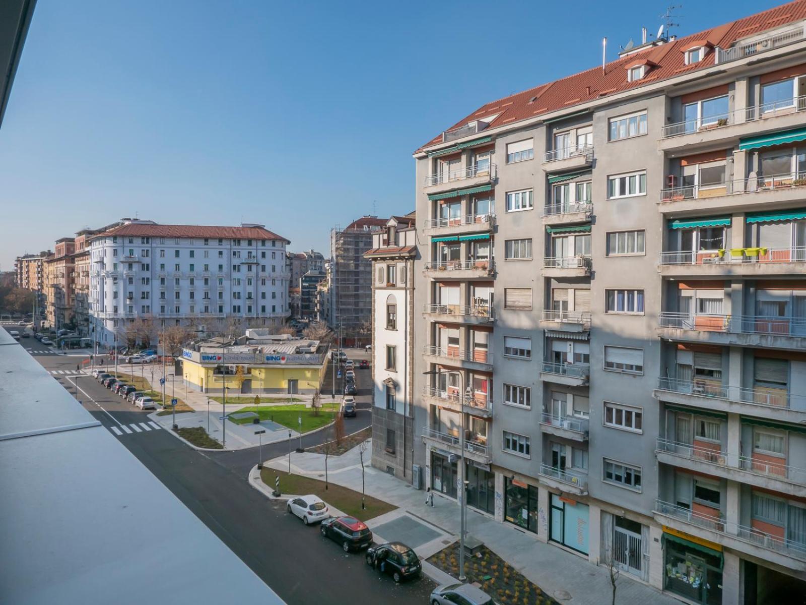 Elegante E Luminoso Con Box Auto A Pochi Passi Da Metropolitana M4 Apartment *
